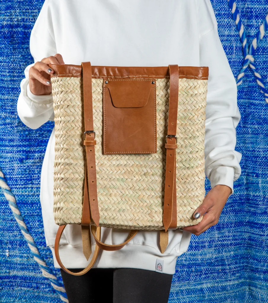 Straw backpack with leather pocket by Green Doum, photo 3