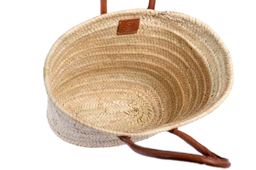 Straw shoulder basket by Green Doum, photo 3