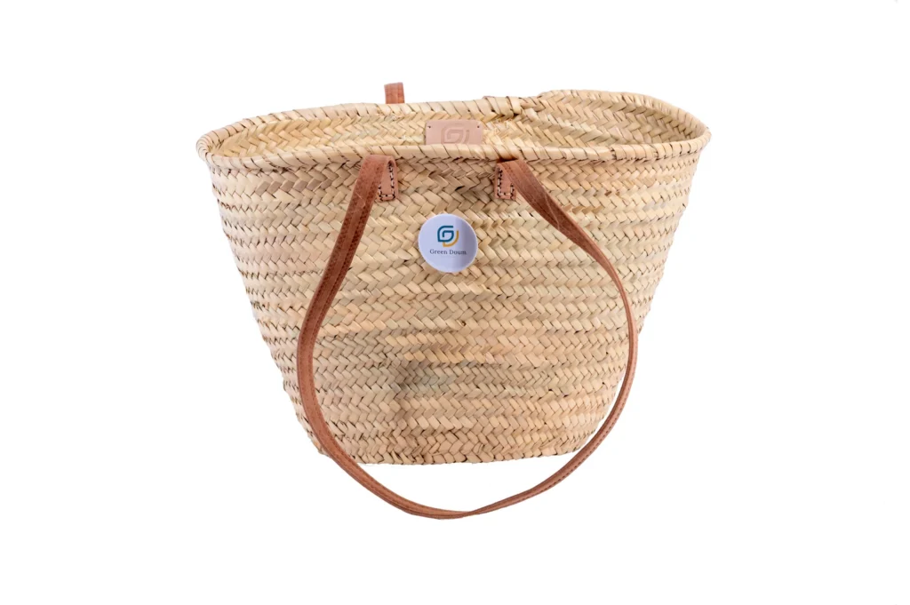 Straw beach basket by Green Doum, photo 3