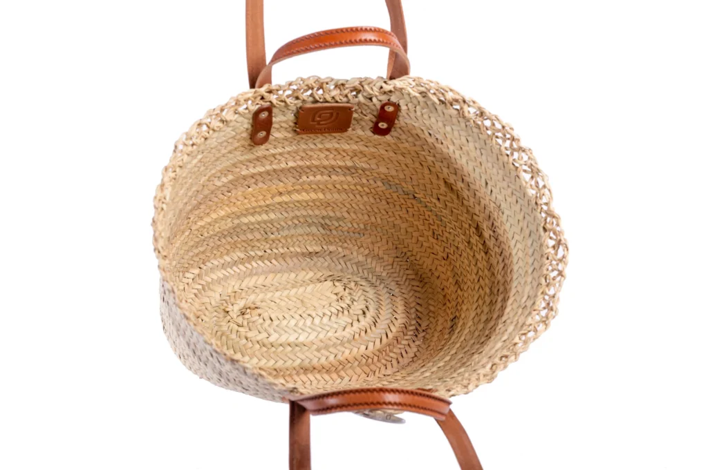 Straw basket with shoulder strap by Green Doum, photo 3