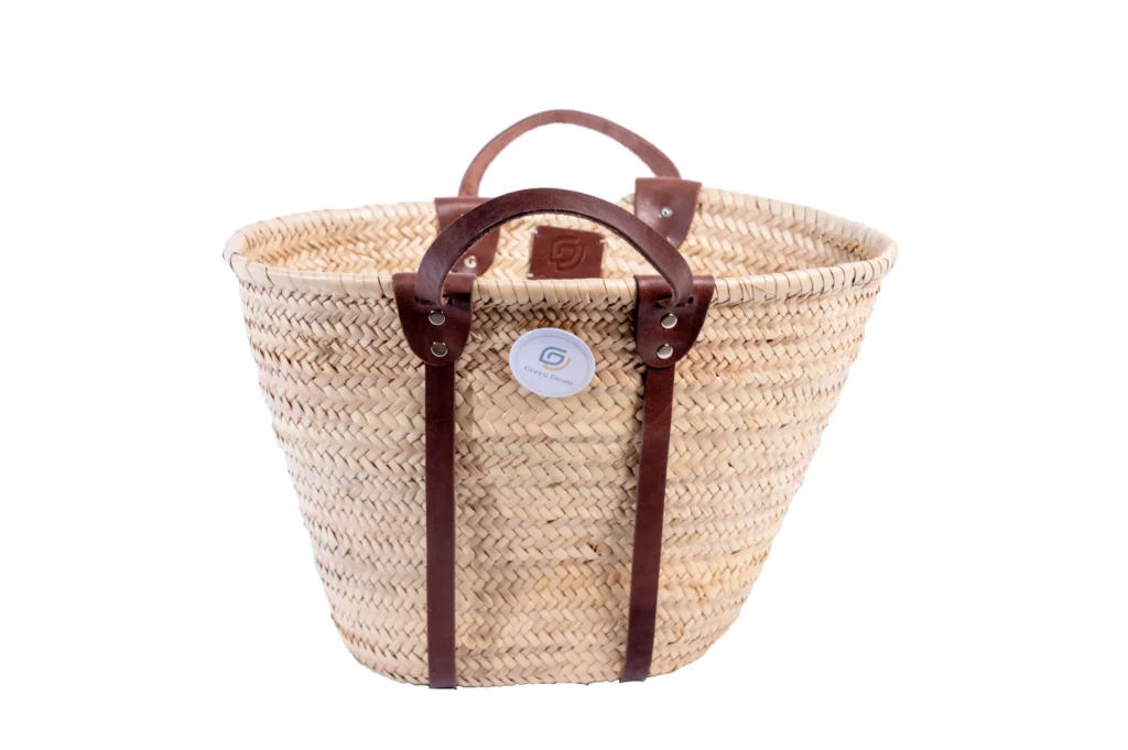 Straw towel basket by Green Doum, photo 3
