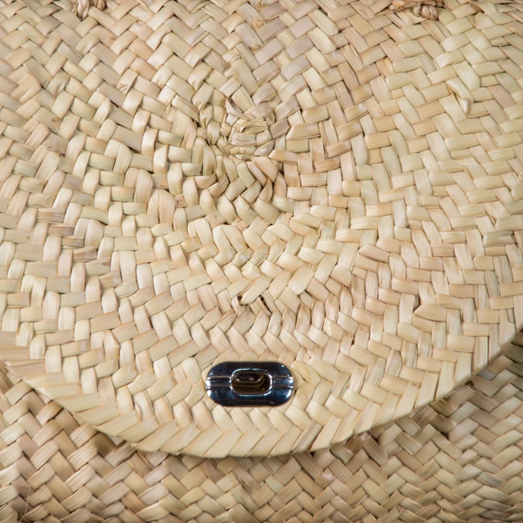 Black straw handbag by Green Doum, photo 4